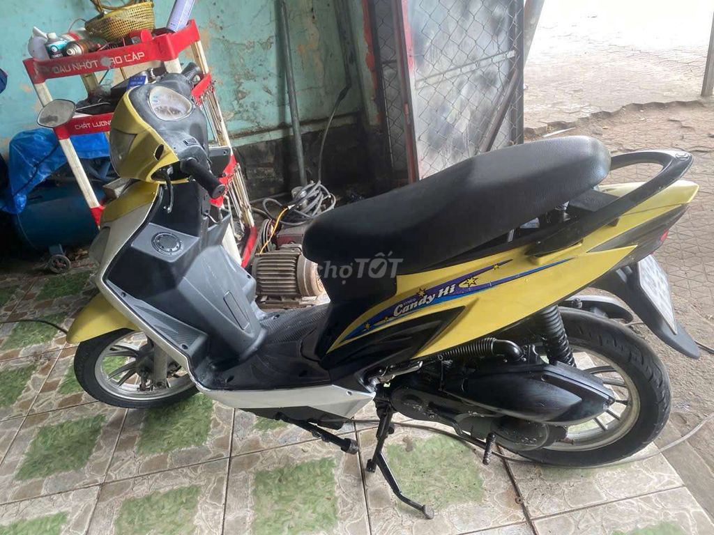 KIMCO CANDY HI 50CC HOC SINH. Mua bán Xe máy tại Quận 7 Tp Hồ Chí Minh được đăng bởi hoangson 123 hình 3