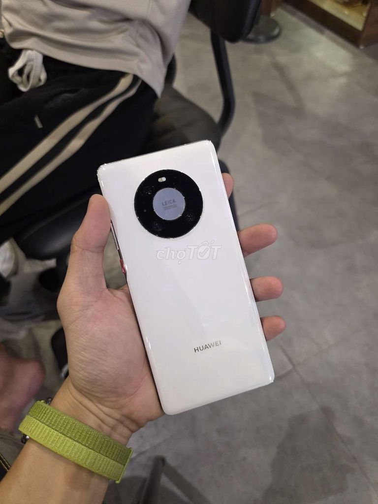 Huawei Mate 40 Pro 128GB. Mua bán Điện thoại tại Quận Ba Đình Hà Nội được đăng bởi Nguyễn Thanh Sơn hình 1