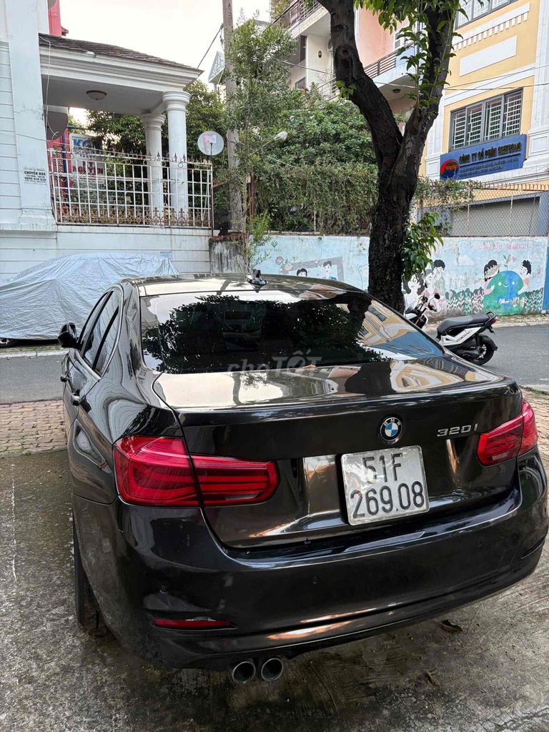BMW 3 Series 2***0 km. Mua bán Ô tô tại Quận Tân Bình Tp Hồ Chí Minh được đăng bởi Bùi Hữu Lợi  hình 3