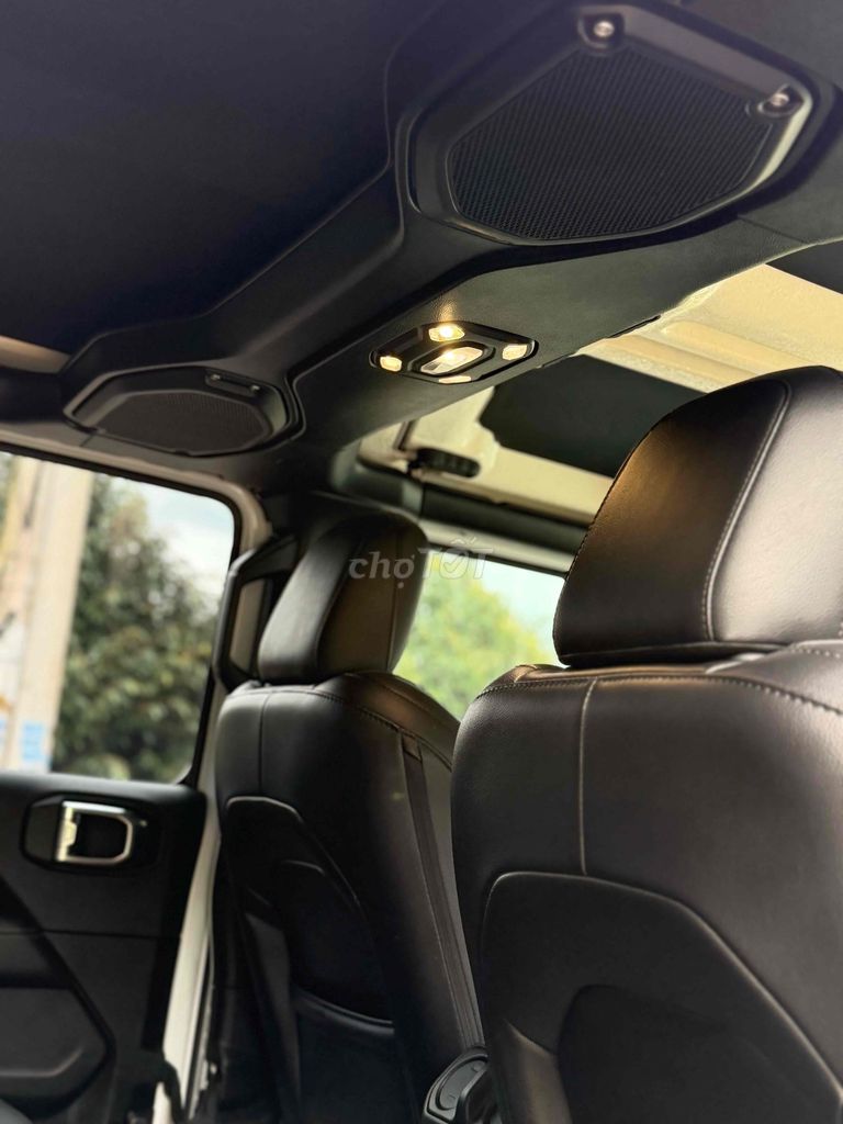 Jeep Wrangler mode 2021 67.000mi. Mua bán Ô tô tại Huyện Dầu Tiếng Bình Dương được đăng bởi đỗ xuân toàn  hình 16