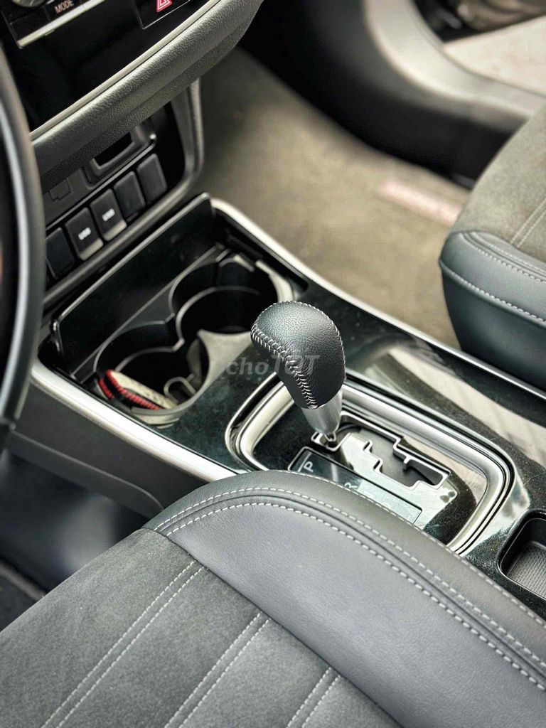 Mitsubishi Outlander 2022 2.0 CVT - 50000 km. Mua bán Ô tô tại Quận Cầu Giấy Hà Nội được đăng bởi Thái Hoàng Long Auto hình 10