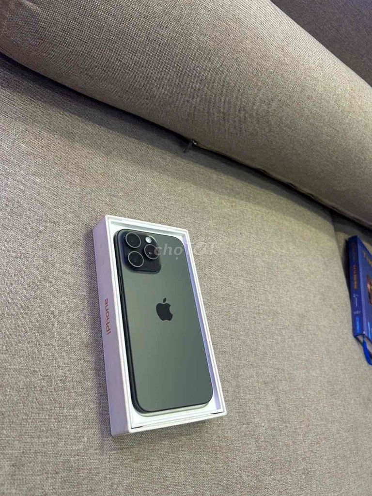 iPhone 16 Pro Max 256GB Đen 94%. Mua bán Điện thoại tại Quận 3 Tp Hồ Chí Minh được đăng bởi Nam Á Mobile hình 1