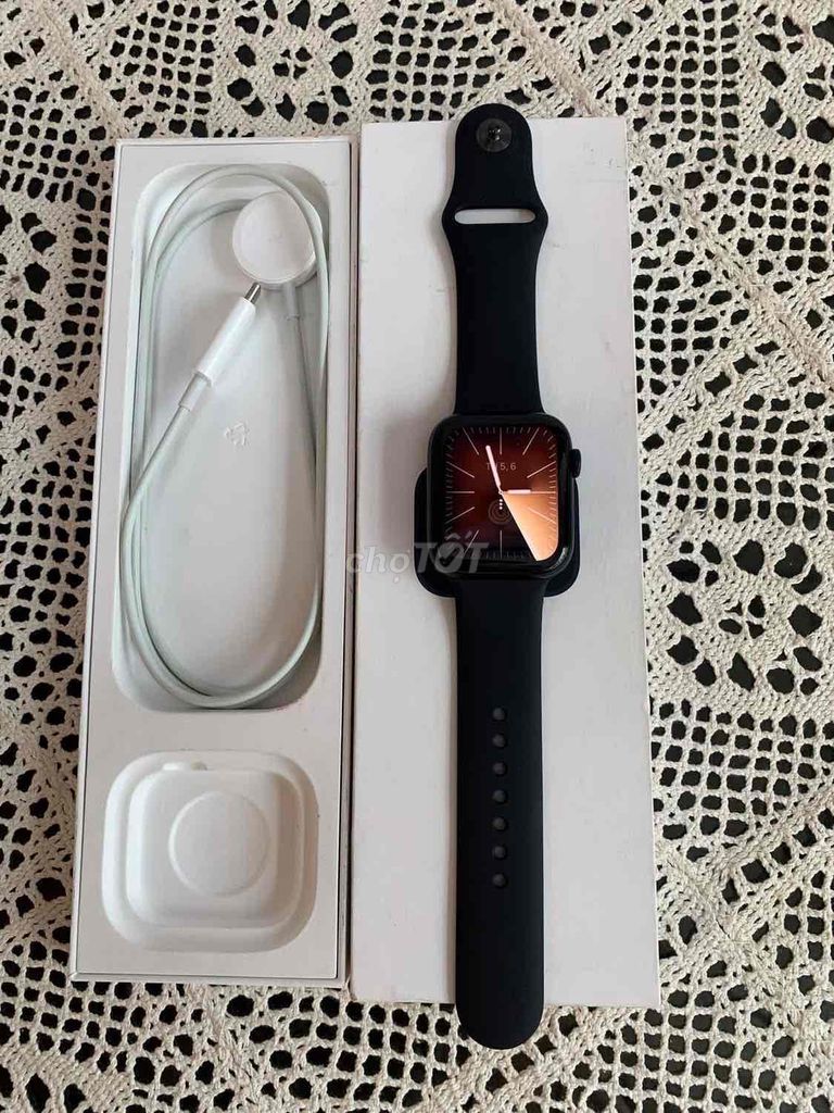 Bán apple watch se 44 gray Likenew 99