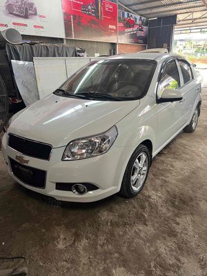 Chevrolet Aveo 2018 Trắng Tự động