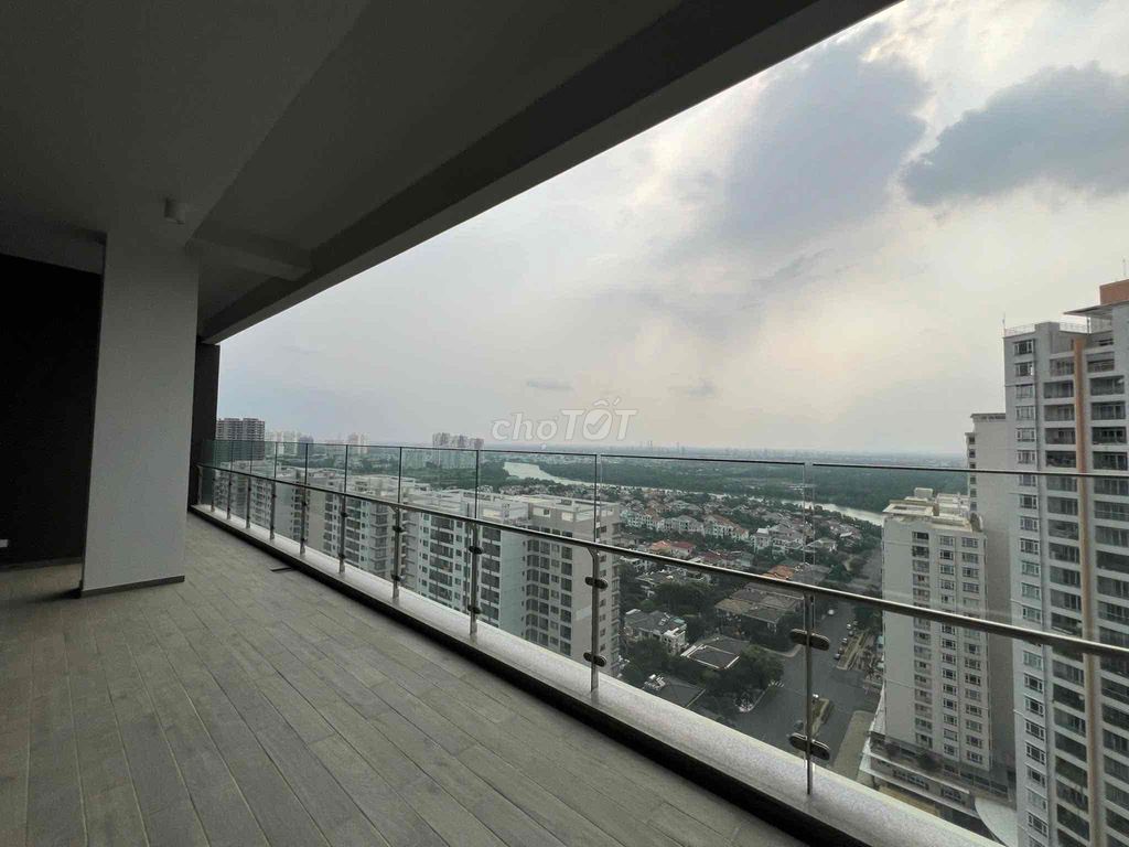 Bán penthouse Phú Mỹ Hưng 273m2 full sàn giá 27.5 tỷ