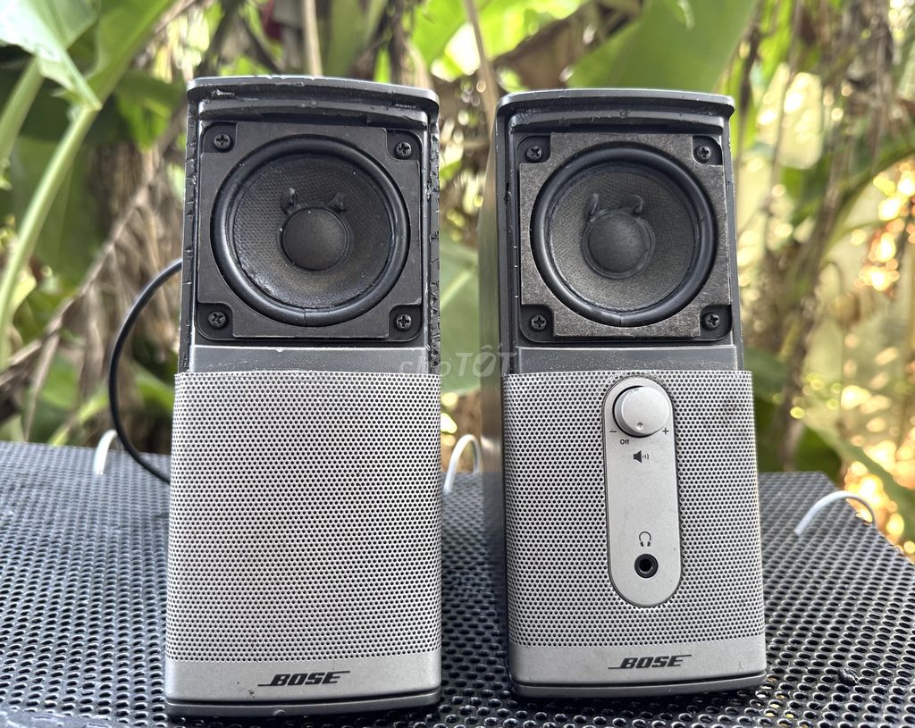 Cặp loa tay BOSE (Companion 2 Series II). Mua bán Tivi, Âm thanh tại Huyện Bình Chánh Tp Hồ Chí Minh được đăng bởi SU BÌNH ĐIỀN hình 1