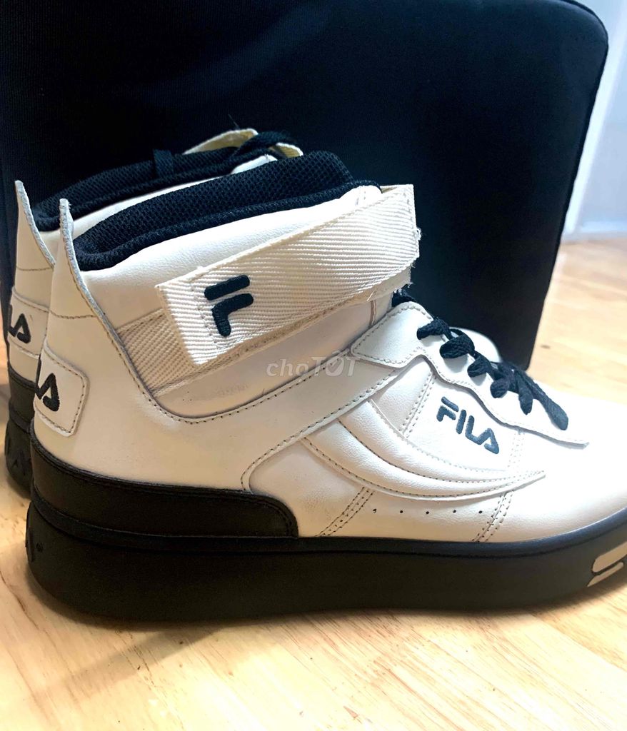 Giày Fila size 43