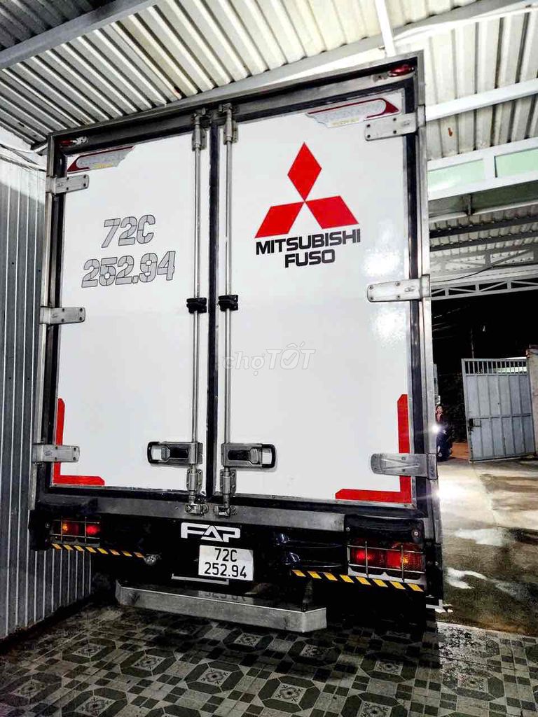 Mitsubishi Fuso đông lạnh 7 tấn. Mua bán Xe tải, xe ben tại Huyện Long Điền Bà Rịa - Vũng Tàu được đăng bởi Đoàn Lực hình 4