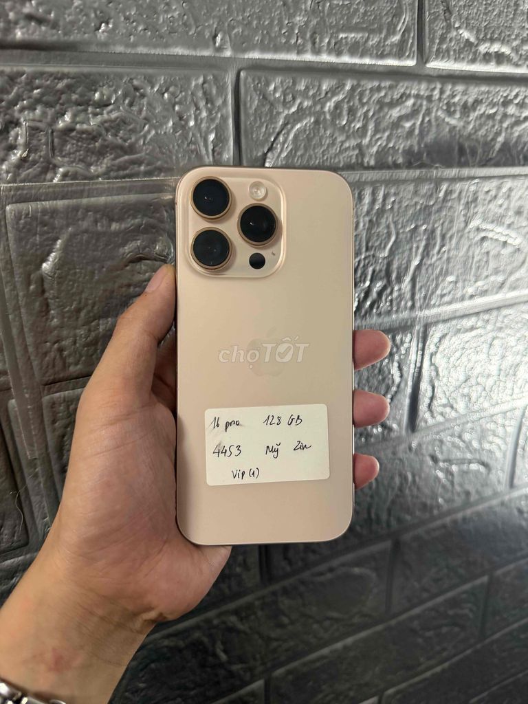 Apple iPhone 16 Pro 128GB Nhiều màu 99,999%. Mua bán Điện thoại tại Quận Hải Châu Đà Nẵng được đăng bởi Hoàng Táo 273 Nguyễn Hoàng hình 1