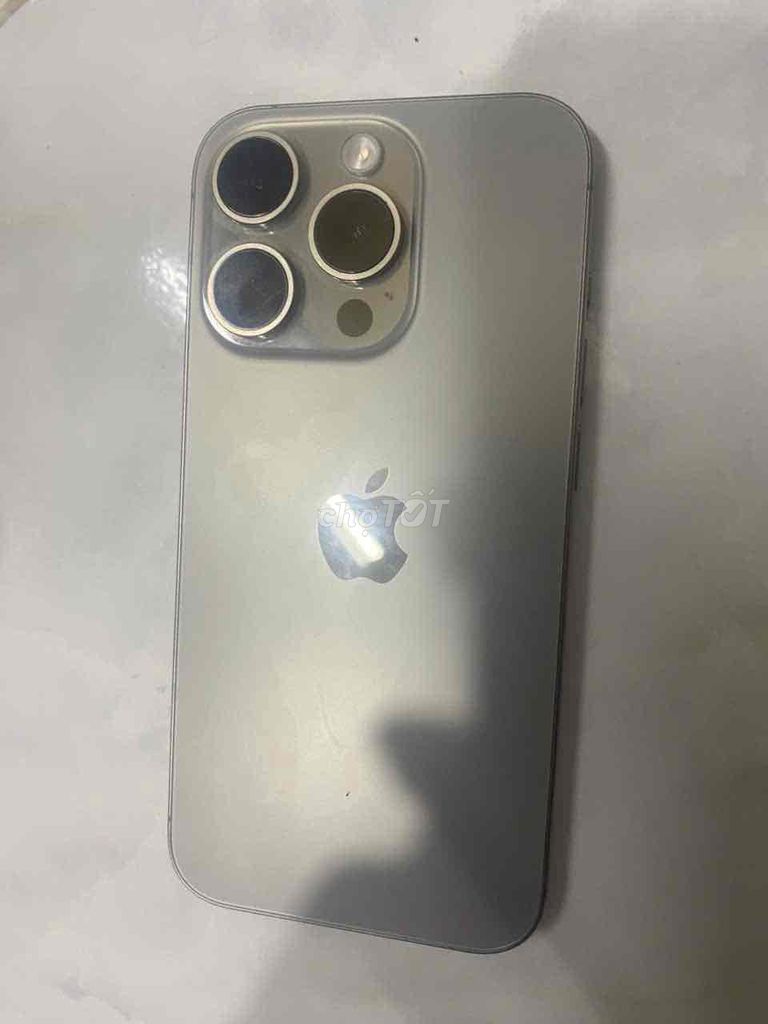 Apple iPhone 15 Pro Xám Đã sử dụng. Mua bán Điện thoại tại Quận 4 Tp Hồ Chí Minh được đăng bởi Nguyễn Vương Anh hình 1