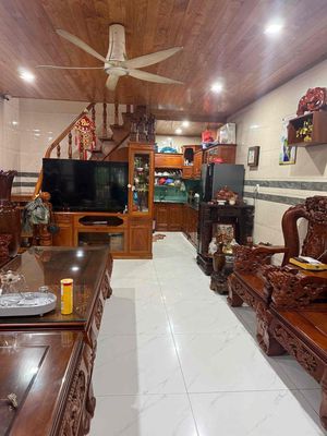 NHÀ MẶT TIỀN KHA VẠN CÂN, P.HBC. 4,5m X 12,5m. 1 LẦU ĐÚC. GẦN GIGAMALL