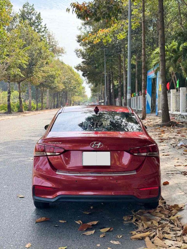 Hyundai Accent 2019 1.4 AT - 930000 km