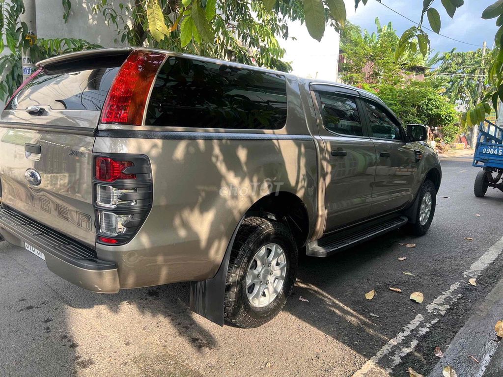 Ford Ranger 2020 XLS 2.2L 4x2 AT - 87000 km. Mua bán Ô tô tại Quận Bình Tân Tp Hồ Chí Minh được đăng bởi Lan pham  hình 10