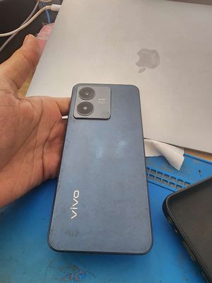 Vivo Y22s Xám