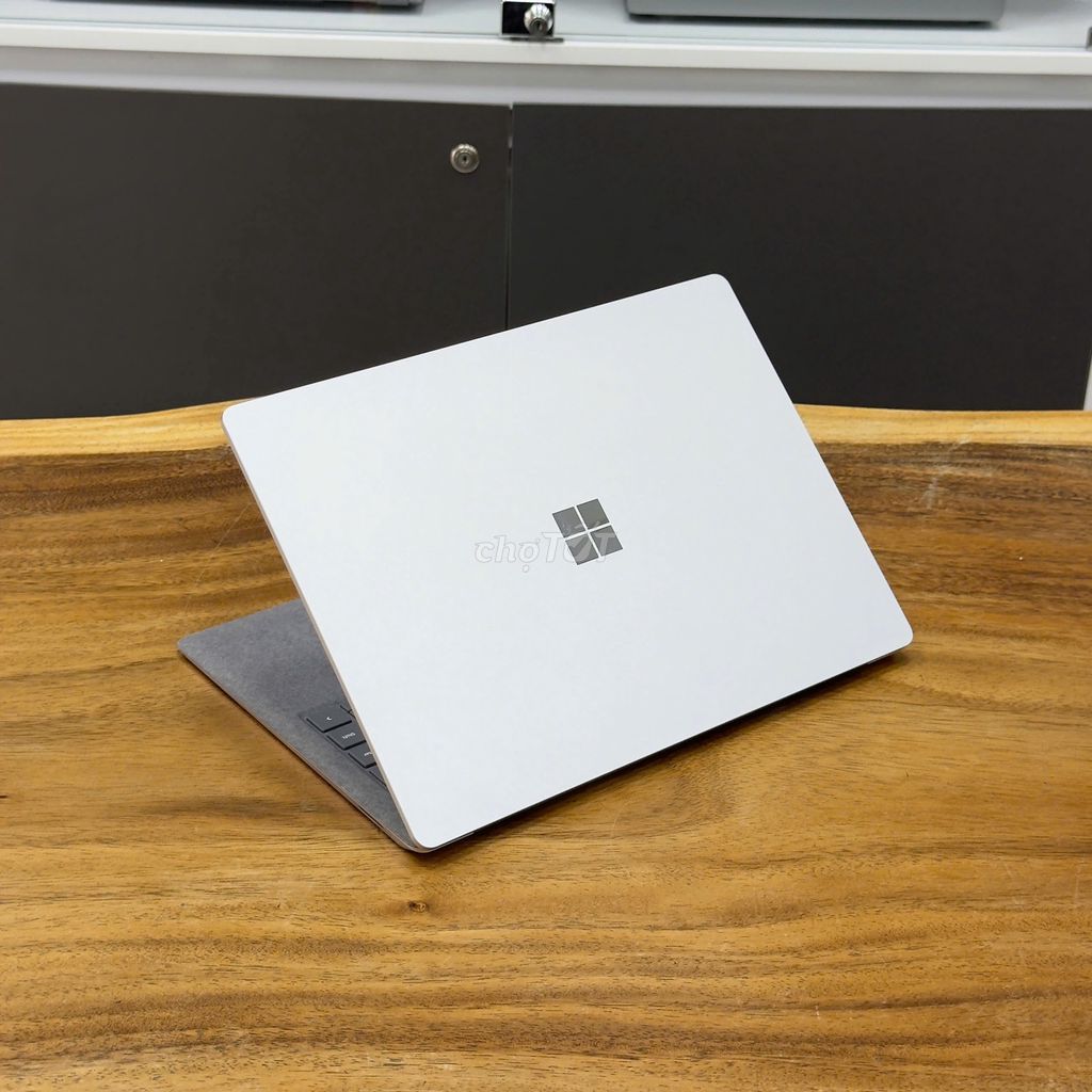 Surface Latop 5. i7 1265u- 16g- 512g- Cảm ứng 2K. Mua bán Laptop tại Thành phố Thủ Dầu Một Bình Dương được đăng bởi Hùng hình 1