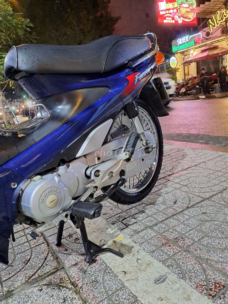 Bán xe honda Future 1 máy zin ngoại hình đẹp. Mua bán Xe máy tại Quận 3 Tp Hồ Chí Minh được đăng bởi A Khải  hình 2