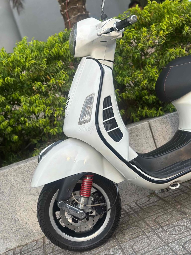Piaggio Vespa GTS 125 3Vie 2014 Trắng. Mua bán Xe máy tại Thành phố Thủ Đức Tp Hồ Chí Minh được đăng bởi Xe Máy Sơn Thủ Đức hình 7