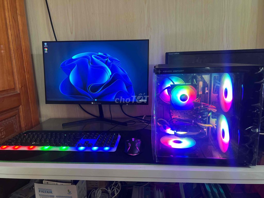 Máy tính để bàn Xeon 2676v3 24 inch. Mua bán Máy tính để bàn tại Huyện Đông Hưng Thái Bình được đăng bởi huấn cao hình 1