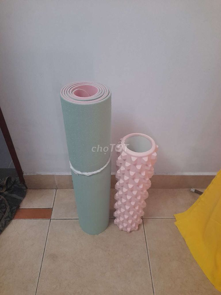 Thảm yoga và con lăn mát xa. Mua bán Đồ thể thao, Dã ngoại tại Quận Gò Vấp Tp Hồ Chí Minh được đăng bởi M hình 1