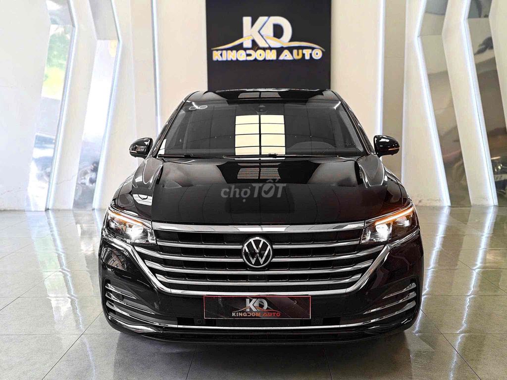 Viloran 2025 bản Luxury màu đen cá nhân giá tốt