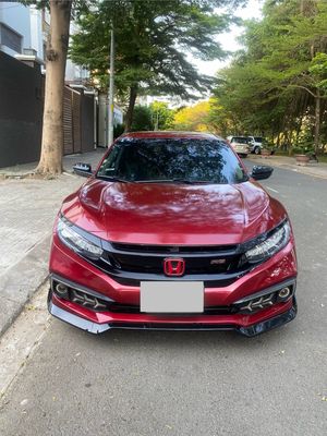 Honda Civic RS 2020 màu đỏ nhập Thái