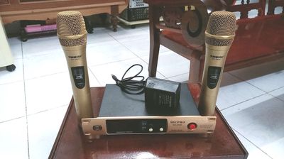 Micro không dây đẹp zin tem. Mua bán Tivi, Âm thanh tại Thành phố Rạch Giá Kiên Giang được đăng bởi Quách Luật
