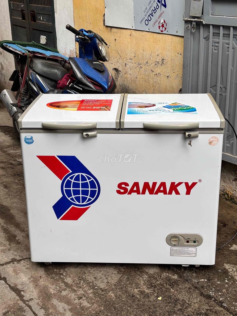 Tủ đông Sanaky 250l 2 chế độ. Mua bán Tủ lạnh tại Quận Hoàng Mai Hà Nội được đăng bởi Nguyễn đạo  hình 1
