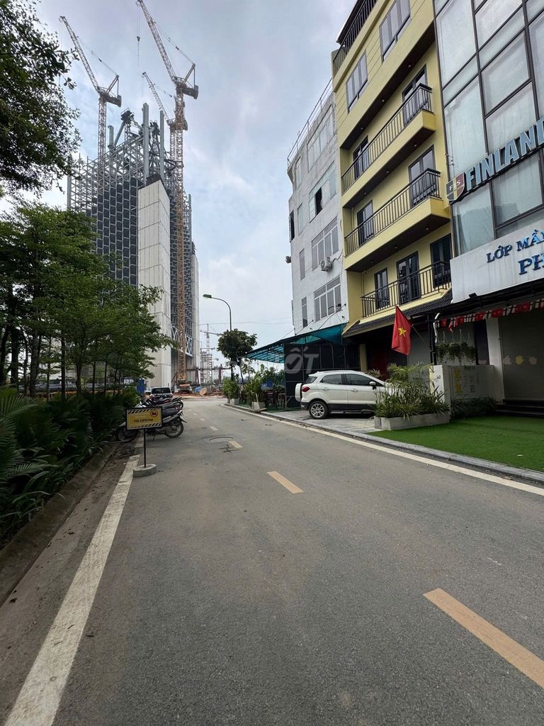 Cho thuê liền kề Ciputra 120m2, giá tốt 25tr/tháng