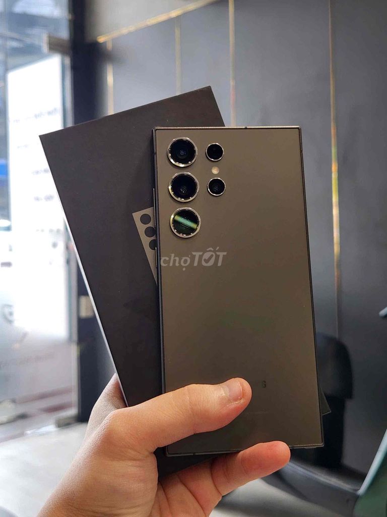 Samsung Galaxy S24 Ultra 512GB Đen LikeNew Fullbox. Mua bán Điện thoại tại Quận 8 Tp Hồ Chí Minh được đăng bởi CA REM BÁN TÁO hình 1