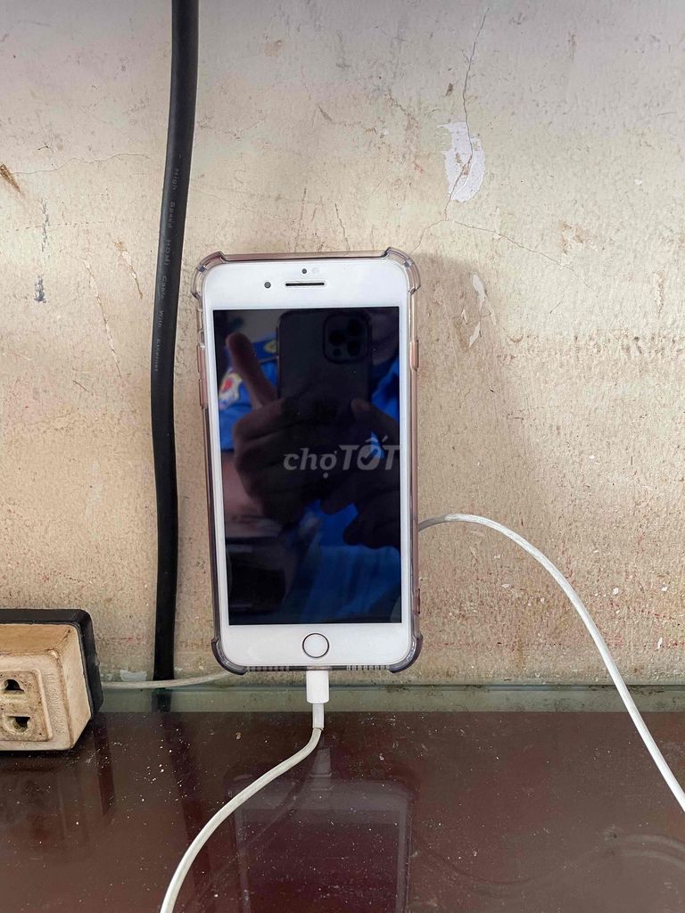Apple iPhone 8 Plus 64GB Trắng. Mua bán Điện thoại tại Thành phố Mỹ Tho Tiền Giang được đăng bởi Lợiphan hình 1