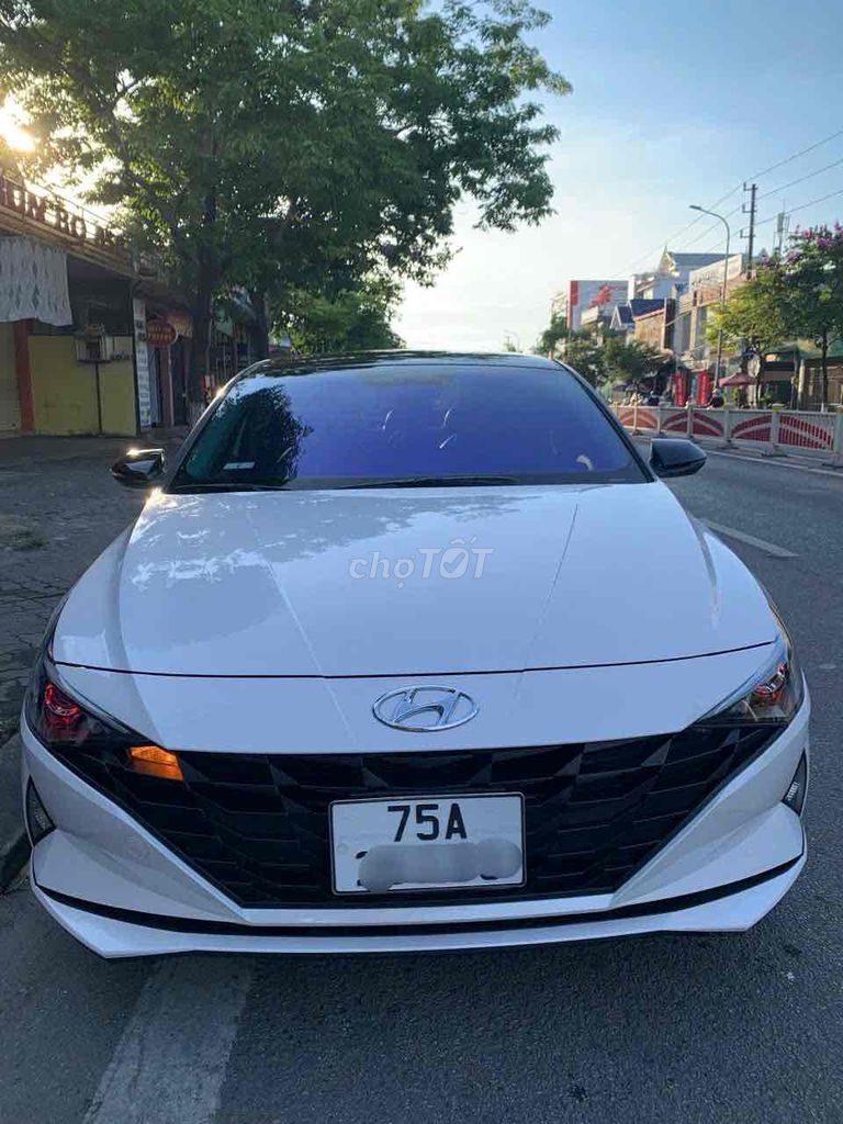 Hyundai Elantra 2022 Elantra 1.6 AT - 40000 km
