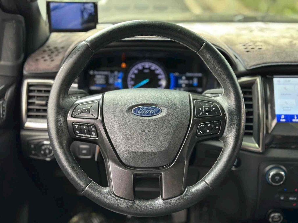 Ford Everest 2022 - 65000 km. Mua bán Ô tô tại Quận 7 Tp Hồ Chí Minh được đăng bởi Tài  hình 17