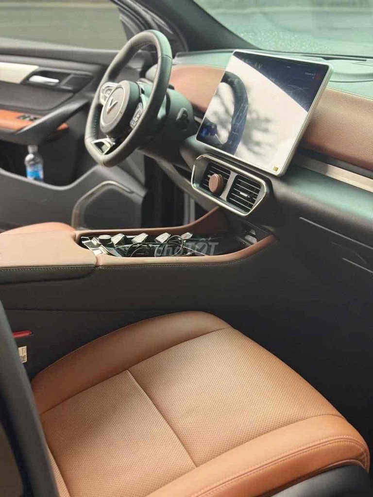 VinFast VF8 Plus 2025 Mua Pin CATL. Mua bán Ô tô tại Quận Long Biên Hà Nội được đăng bởi Phát Vũ Vinfast hình 4