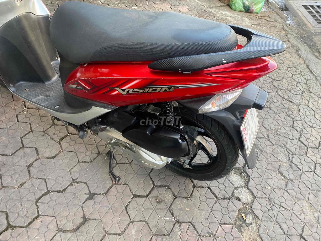 Honda Vision màu Đỏ. Mua bán Xe máy tại Quận 7 Tp Hồ Chí Minh được đăng bởi thanh xuân hình 2