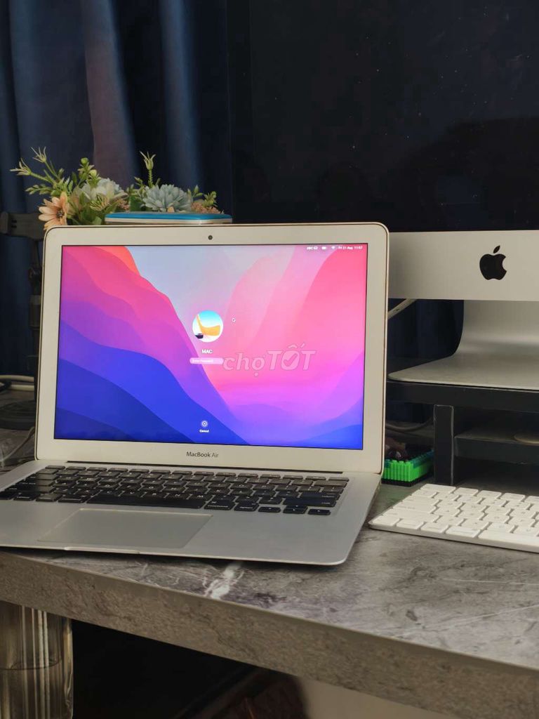 Apple MacBook Air 2017 i5 8GB/128GB Bạc. Mua bán Laptop tại Quận Bình Tân Tp Hồ Chí Minh được đăng bởi Huy hình 1