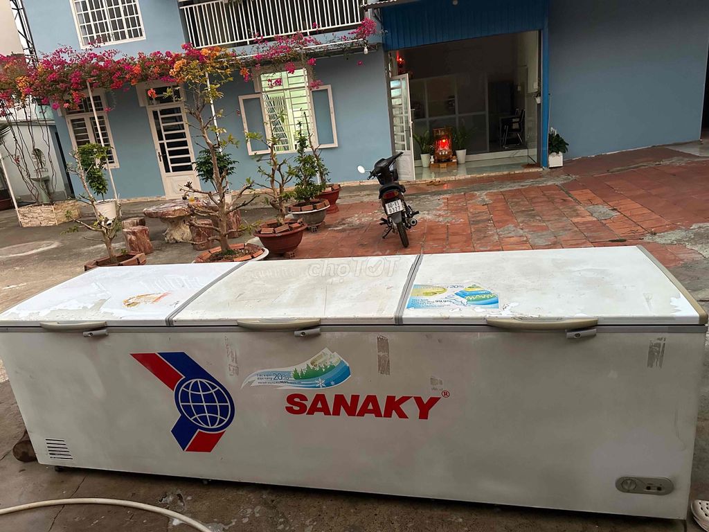 Tủ đông SANAKY VH-1399HY 1100L. Mua bán Tủ lạnh tại Thành phố Long Khánh Đồng Nai được đăng bởi Trần Mạnh Hùng hình 1