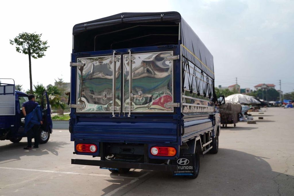 Hyundai Porter H150 E5 đời mới Sẵn Xe Giao Ngay