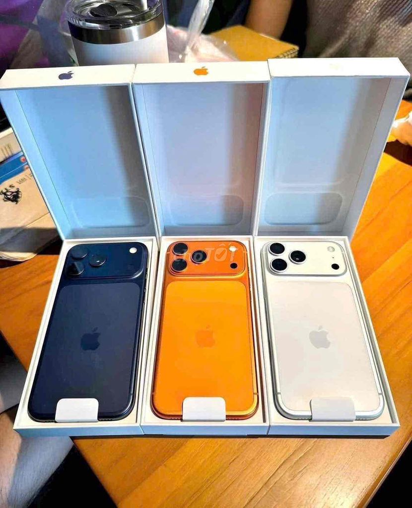 iPhone 17 Pro Max 256GB Nhiều màu. Mua bán Điện thoại tại Thành phố Bảo Lộc Lâm Đồng được đăng bởi Lại Minh Hoàng hình 1