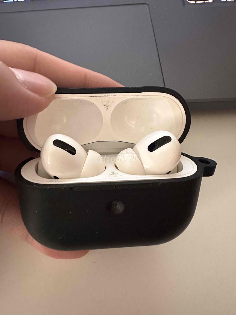 Tai nghe Apple AirPods Pro 1 Trắng. Mua bán Tivi, Âm thanh tại Huyện Thanh Trì Hà Nội được đăng bởi FLICKY hình 1