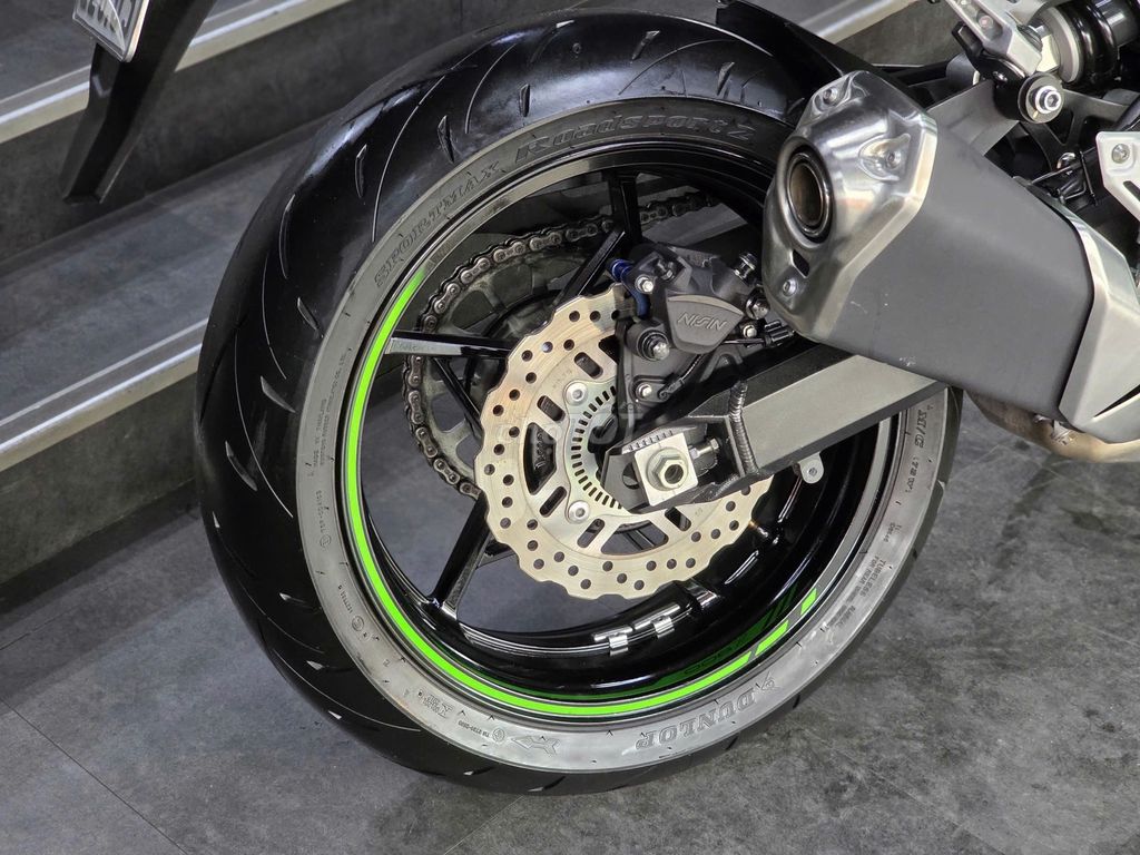 Z900 ABS GEN 2 CHẠY LƯỚT 7000KM. Mua bán Xe máy tại Quận Tây Hồ Hà Nội được đăng bởi Tu Phamanh hình 5