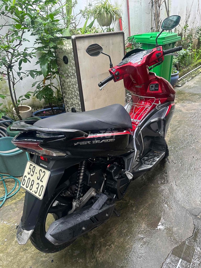 XE MÁY AIR BLADE CHÍNH CHỦ CẦN BÁN. Mua bán Xe máy tại Thành phố Thủ Đức Tp Hồ Chí Minh được đăng bởi Lê Bảo Trân hình 3