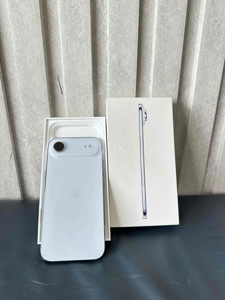 Apple iPhone 17 Air 256GB Bạc Mới. Mua bán Điện thoại tại Thành phố Thủ Đức Tp Hồ Chí Minh được đăng bởi Lê Thị Thủy hình 1