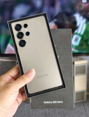 S25 Ultta 256G Titan Gray VN 99%. BH 29/1/2027 !