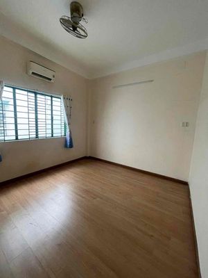 Cho thuê nhà p10 Q6 nội thất cơ bản 4x15m kc 3tấm giá 15trieu/th. Cho thuê nhà ở tại Quận 6 Tp Hồ Chí Minh được đăng bởi Huy