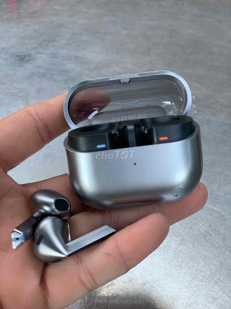 Samsung Galaxy Buds 3