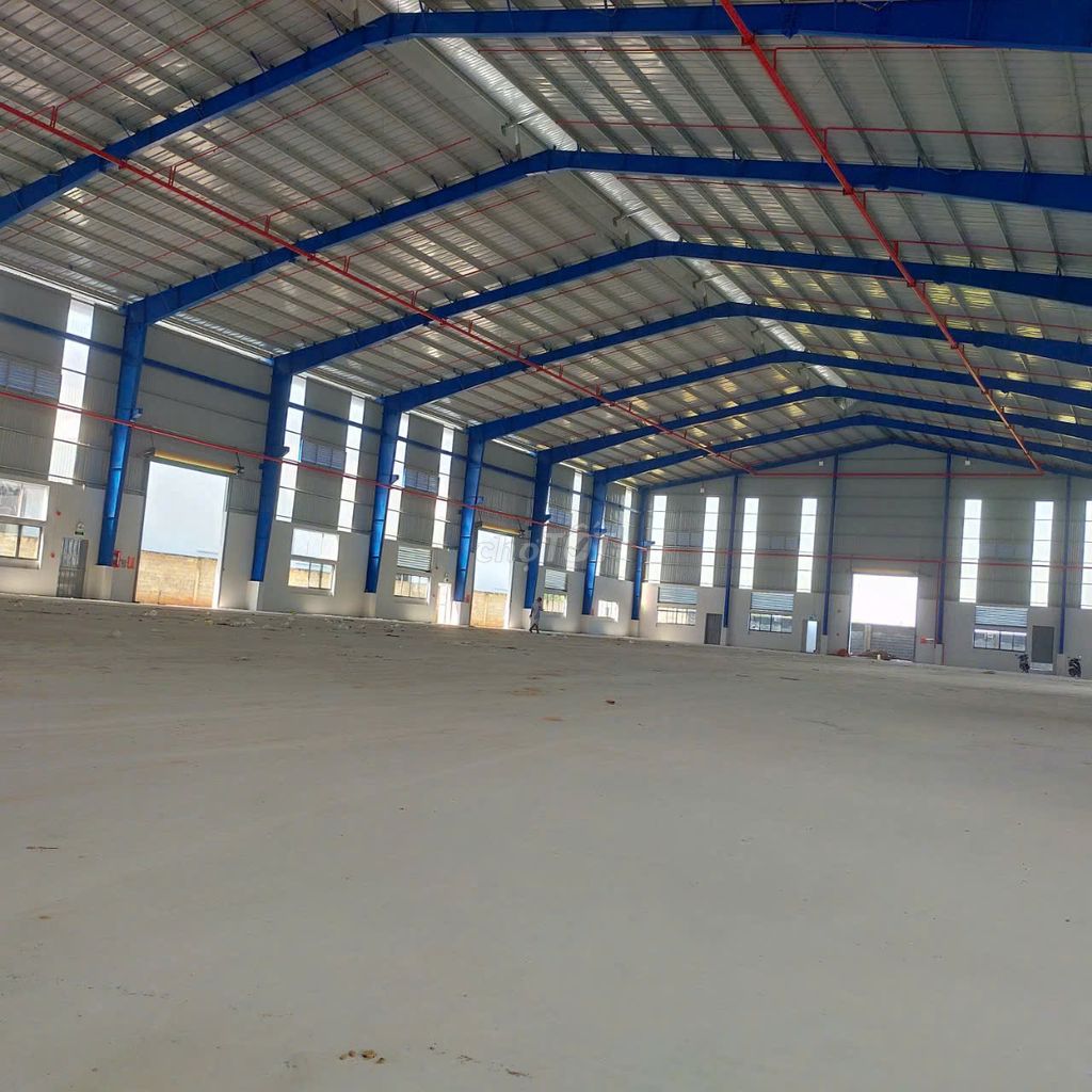 CHO THUÊ NHÀ XƯỞNG KCN ĐỨC HÒA, LONG AN 5.000m2, Gía thuê 91k/m2