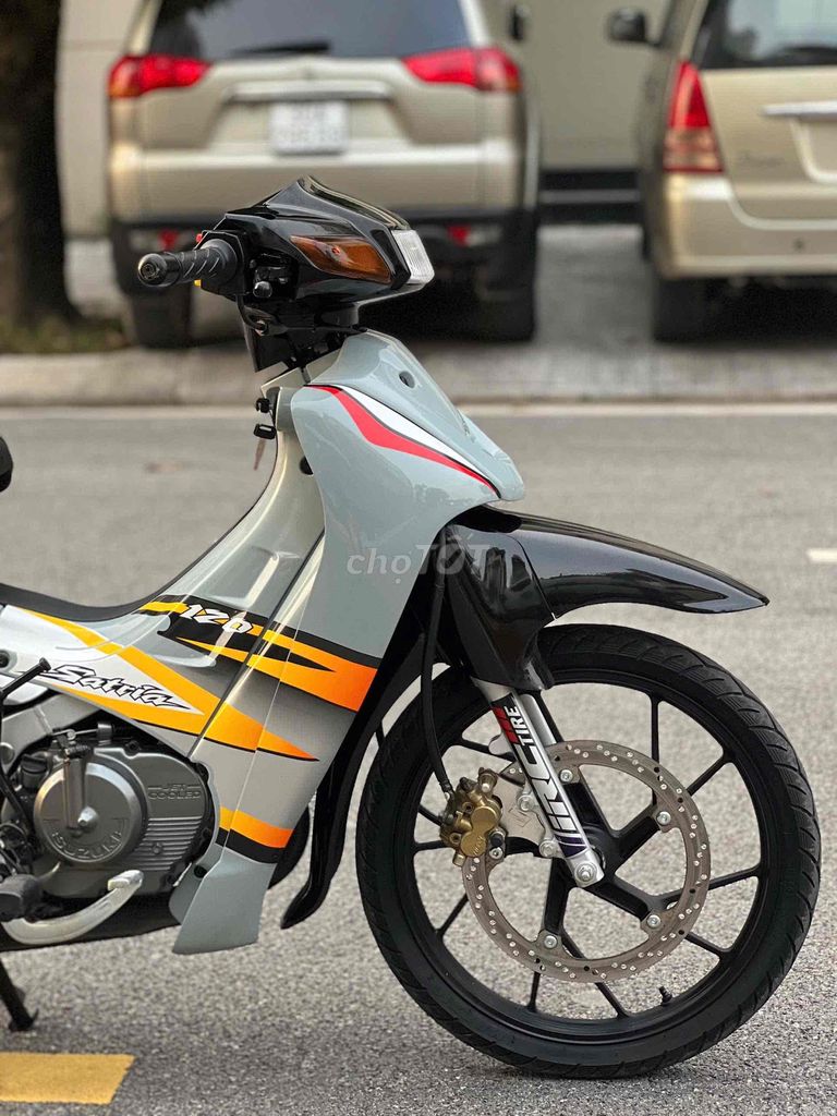 Satria 120 Xám Xi Măng. Mua bán Xe máy tại Quận Hoàng Mai Hà Nội được đăng bởi Sport Motor hình 3