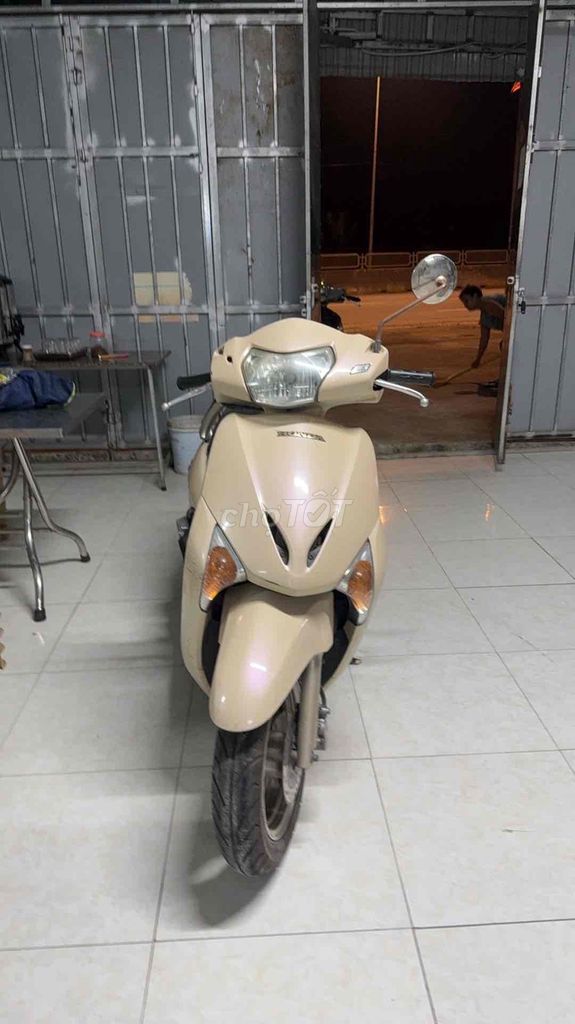 bán chiếc xe máy còn zin 100%. Mua bán Xe máy tại Thị xã Nghi Sơn Thanh Hóa được đăng bởi Uyên Vi nguyễn hình 1