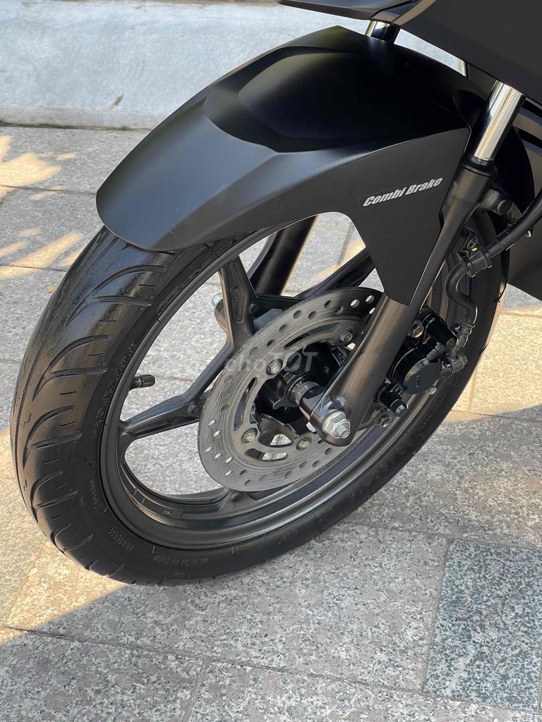 Honda Airblade 125cc 2020 Màu Đen Vàng Đồng. Mua bán Xe máy tại Quận Đống Đa Hà Nội được đăng bởi Phạm Văn Đồng hình 11