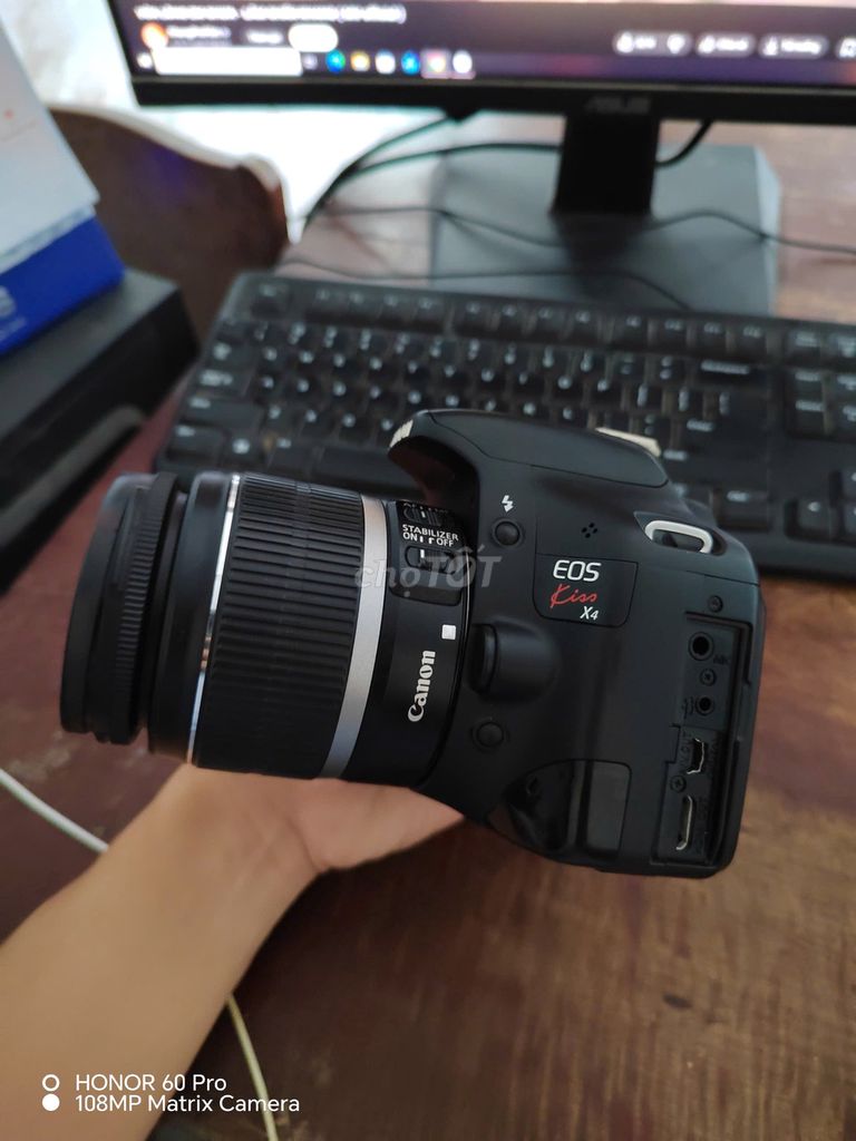 Máy ảnh Canon Kiss X4 (EOS 550D) Đen. Mua bán Máy ảnh, Máy quay tại Huyện Kiên Lương Kiên Giang được đăng bởi minh tâm hình 1